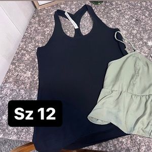 Lululemon tank